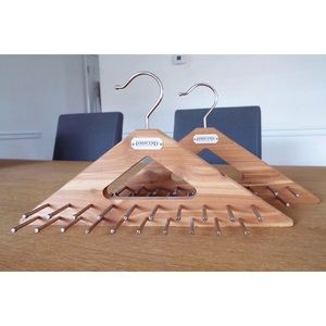 Lands’ end wooden tie and belt hanger